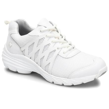 slip resistant athletic shoes