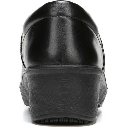 dr scholl's dynamo clogs