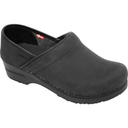 sanita slip resistant clogs