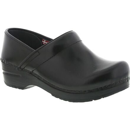 sanita slip resistant clogs