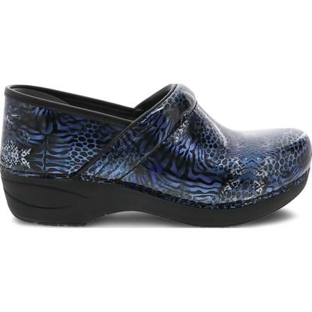 Dansko clogs slip resistant sales
